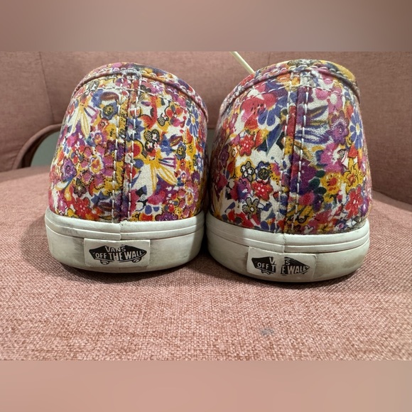 Slim Vans - Picture 7 of 9